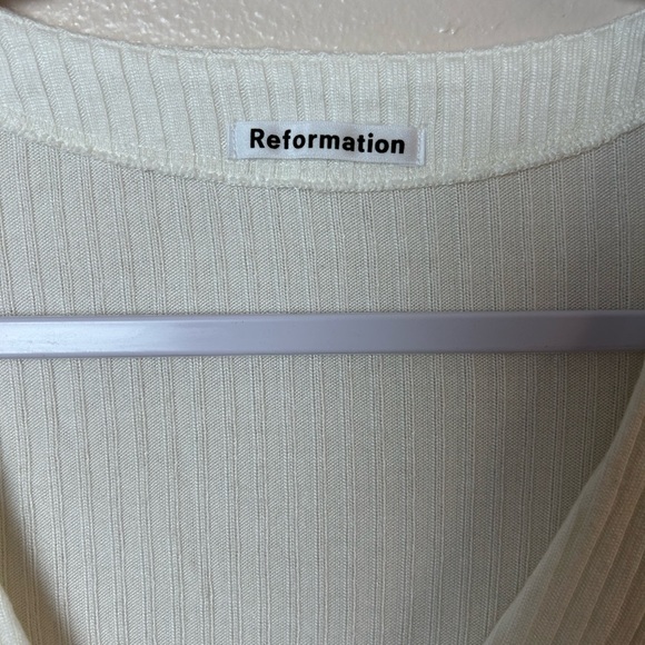 Reformation Geller Cream Ribbed Button-Down Shirt Cardigan - Picture 6 of 7